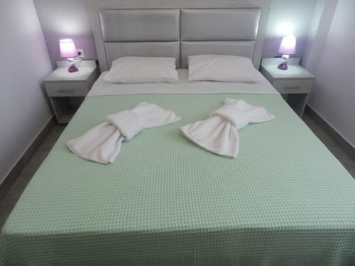 Zephyros Family Apartments, 