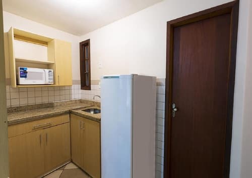 Pousada Lonier Praia Inn