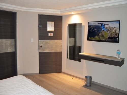 Hotel Seoul - In Mexico City (Downtown Mexico City)