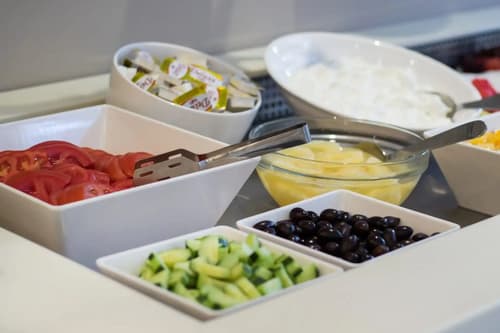 Parasol Luxury Hotel & Suites, 