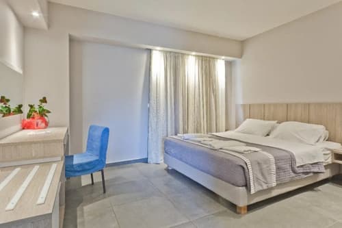 Parasol Luxury Hotel & Suites, 