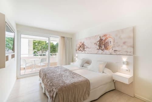 Iberostar Waves Cristina