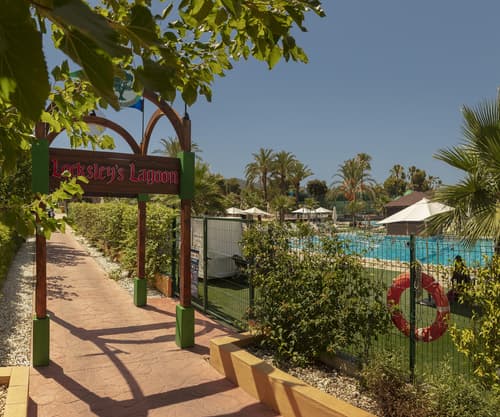 Magic Robin Hood Resort