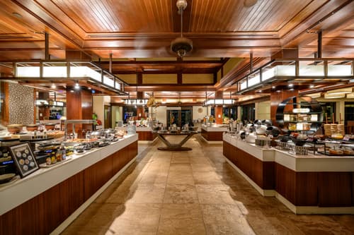 Centara Grand Beach Resort and Villas Krabi, Restaurant