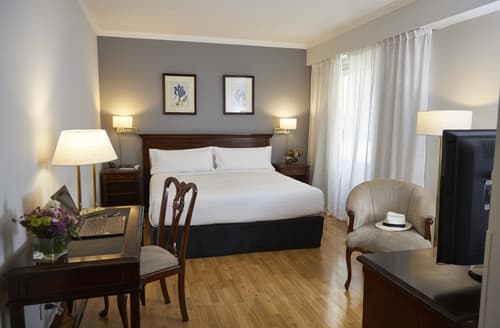 Cyan Americas Towers Hotel