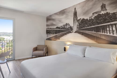 B&B HOTEL Girona 3
