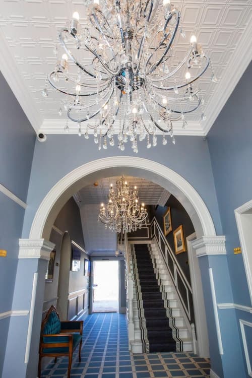 Hotel Australasia, Lobby