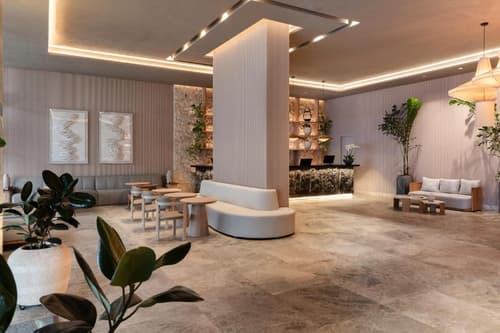 Oz Hotel Collection
