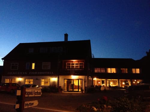 Dragsvik Fjordhotel