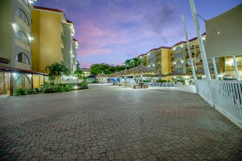 Eagle Aruba Resort