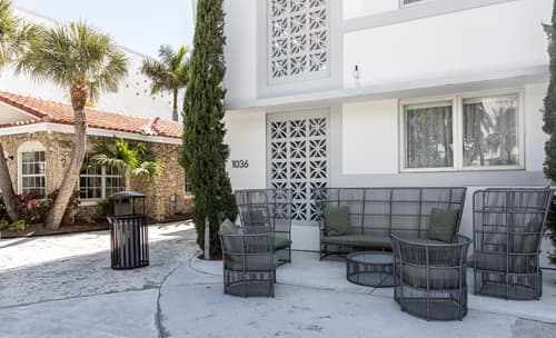 Kenmore Village Hotel, South Beach