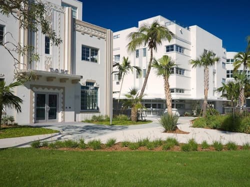 Kenmore Village Hotel, South Beach