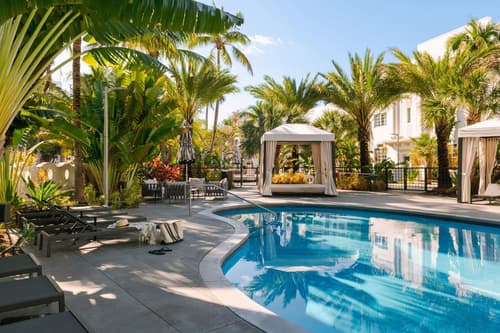 Kenmore Village Hotel, South Beach