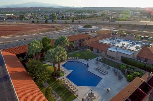 Desert Garden Inn, A Trademark Collection Hotel