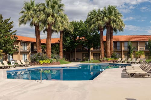 Desert Garden Inn, A Trademark Collection Hotel