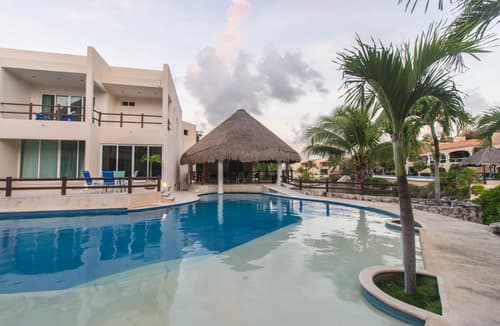 Coral Maya Stay Suites