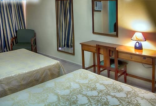 Hotel Paseo Habana