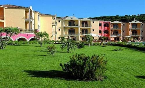 Club Esse Posada Beach Resort, General view