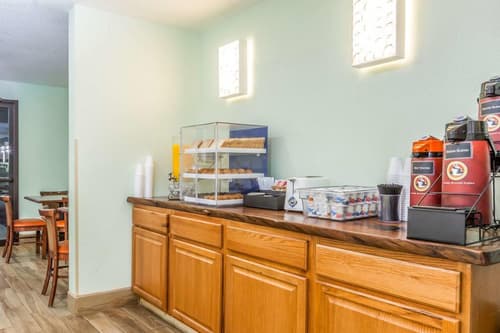 Econo Lodge Inn and Suites Williams - Grand Canyon
