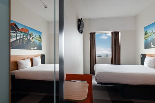 easyHotel Amsterdam Zaandam