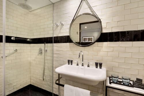 Bat Sheva Jerusalem by Jacob Hotels