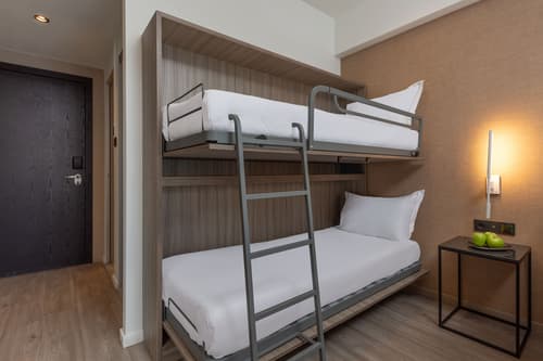 Casual Kubic Athens, Room