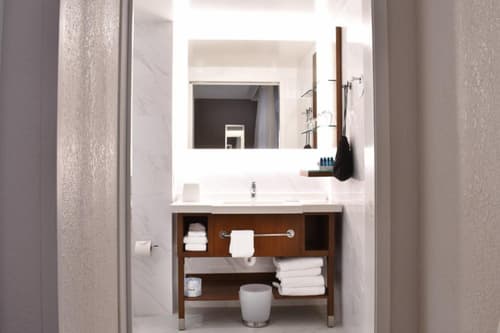 Delta Hotels Indianapolis East