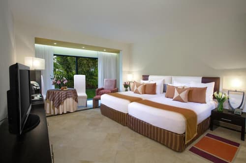 Grand Oasis Riviera