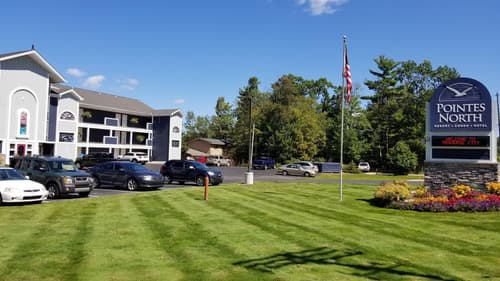 Pointes North Beachfront Hotel