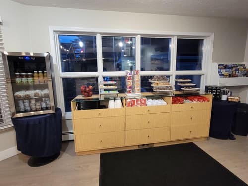 Pointes North Beachfront Hotel