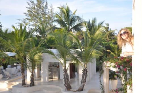 The Villa Luxury Suites Hotel