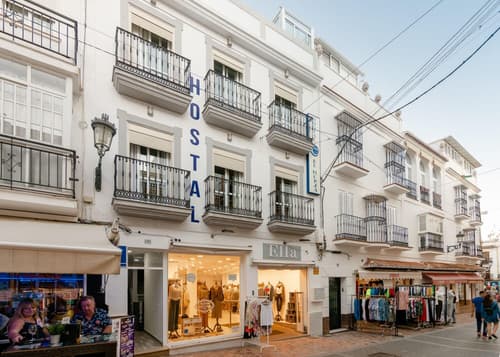 Hostal Luna De Nerja