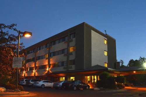 Riversage Billings Inn, General view