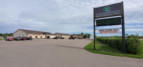 Cottonwood Inn And Conference Center