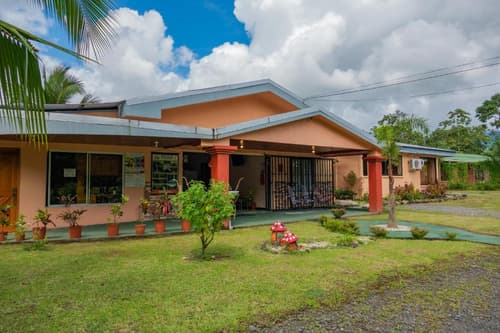 Hotel Campestre Arenal, General view