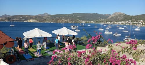 Kavos Bay Seafront Hotel