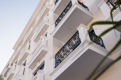 Chimaera Hotel