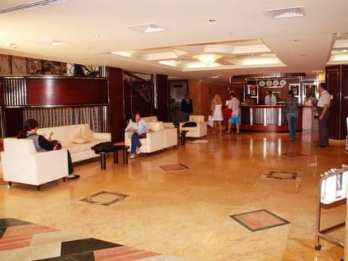 Al Bustan Hotel