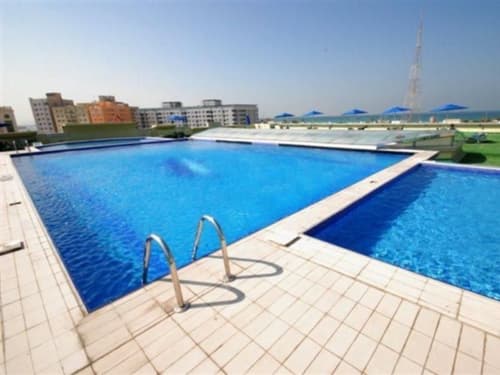 Al Bustan Hotel