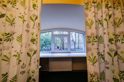 Croissant Bakery And