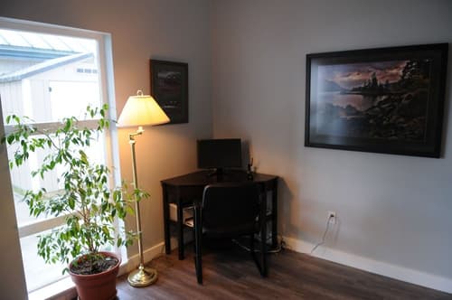 Quarterdeck Inn Port Hardy