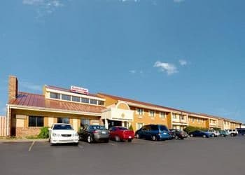 America's Best Inn & Suites - Caseyville