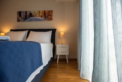 Blue Ark Elegant Athens