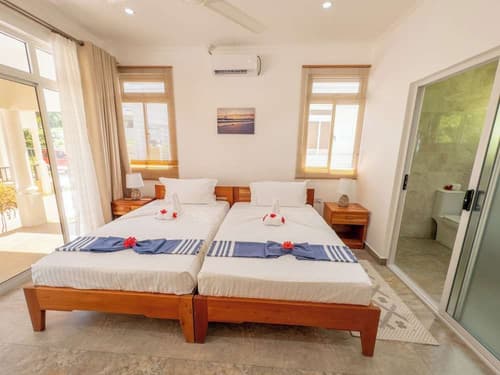 Macmillan's Holiday Villas, 