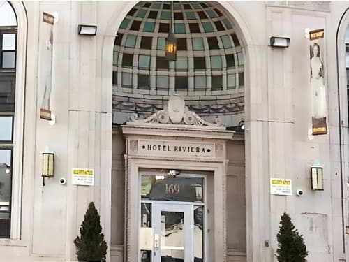 Riviera Hotel, 