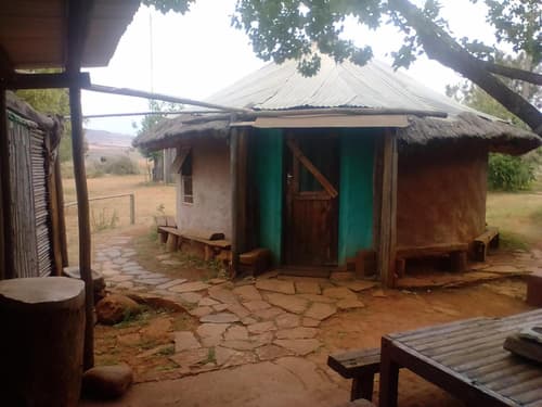 Joy River Backpackers