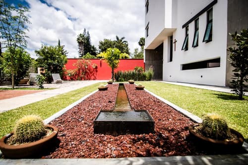 Maria Ines Hotel Suite, 