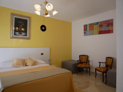 Donna Nicla B&B
