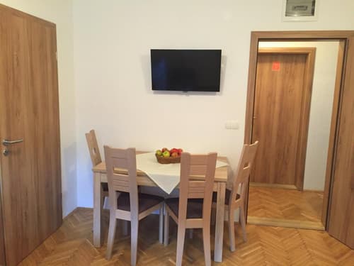 Apartmaji in sobe Tina