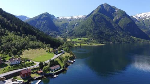 Der Fjordtraum in Balestrand direkt am Wasser, 